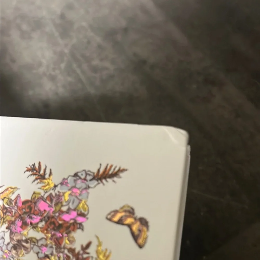 Christian Dior Floral Notebook with Green Band - Picture 5 of 8